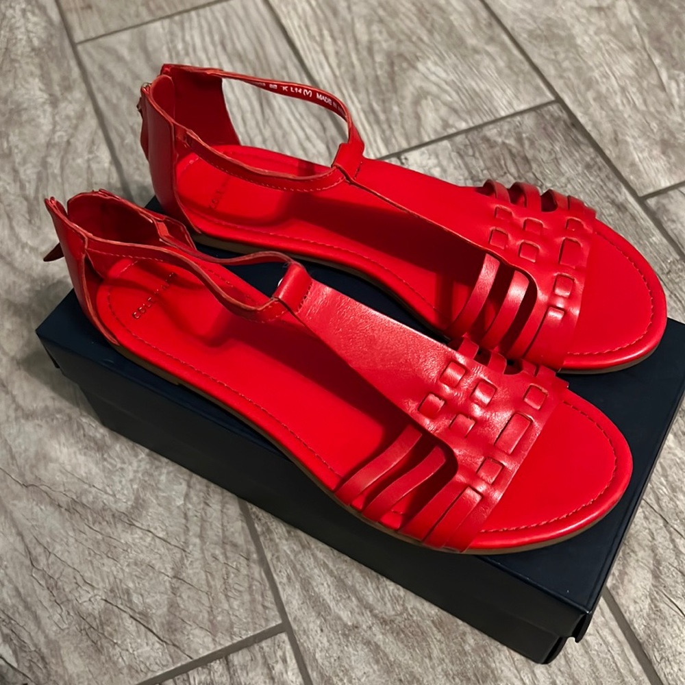 COLE HAAN FIERY RED CADY SANDALL 8